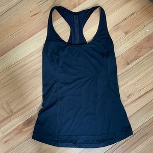 Lululemon Tank Top in Color Black Size 2